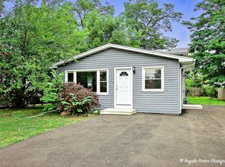 1221 N Fairfield Rd, Round Lake Beach, IL 60073