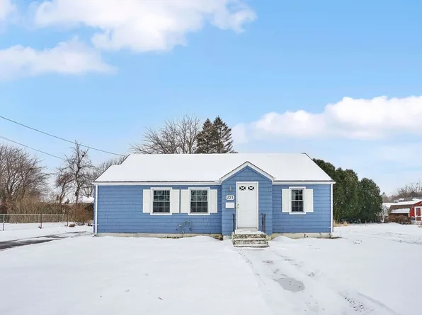 103 Catherine St, Chicopee, MA 01013