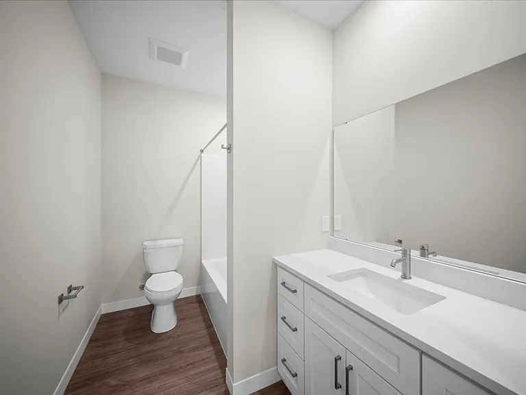 1303 Post Dr NE — Photo 28
