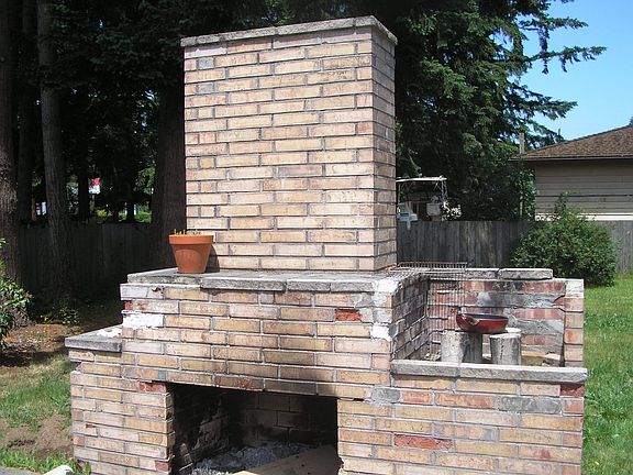 brick fireplace/grill outdoors