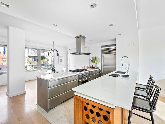 3rd image of 447 W 18th St Penthouse 10B