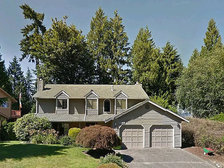 17218 SE 40th Pl — Photo 1