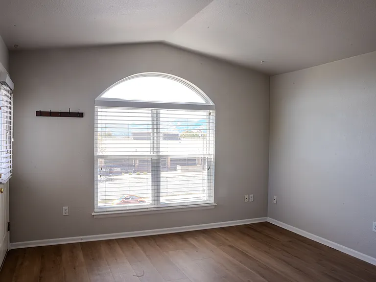 1661 S Cole St #C8 — Photo 3