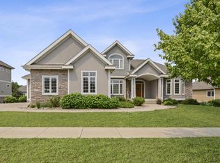 1711 Dunwoody Ln, Waunakee, WI 53597