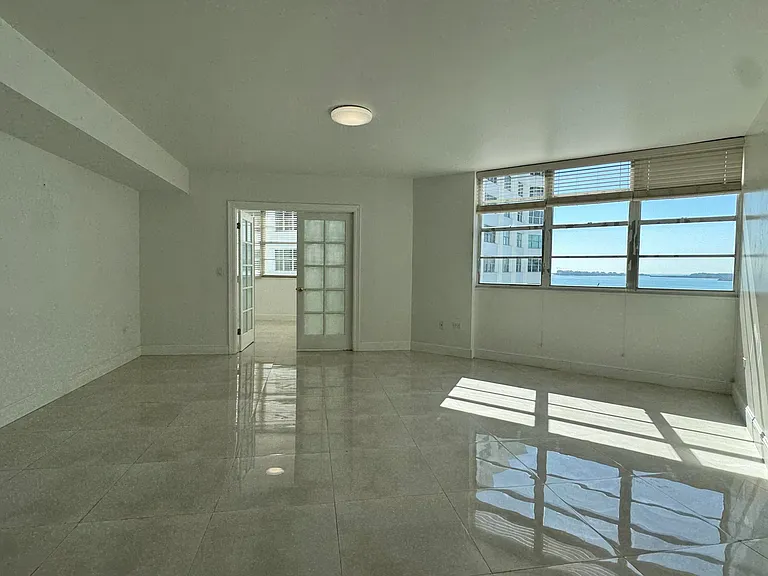 825 Brickell Bay Dr #1544 — Photo 11
