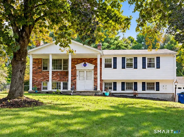 23 Coach Circle, Windsor, CT 06095