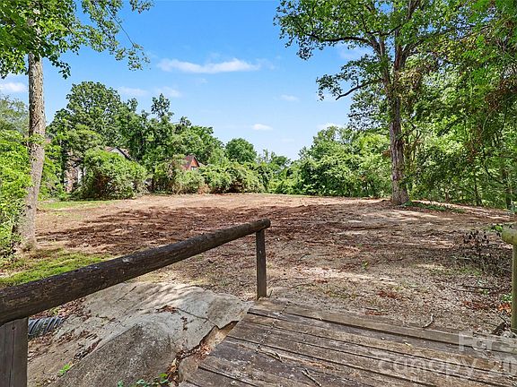4th image of 6510 Sharon Hills Rd