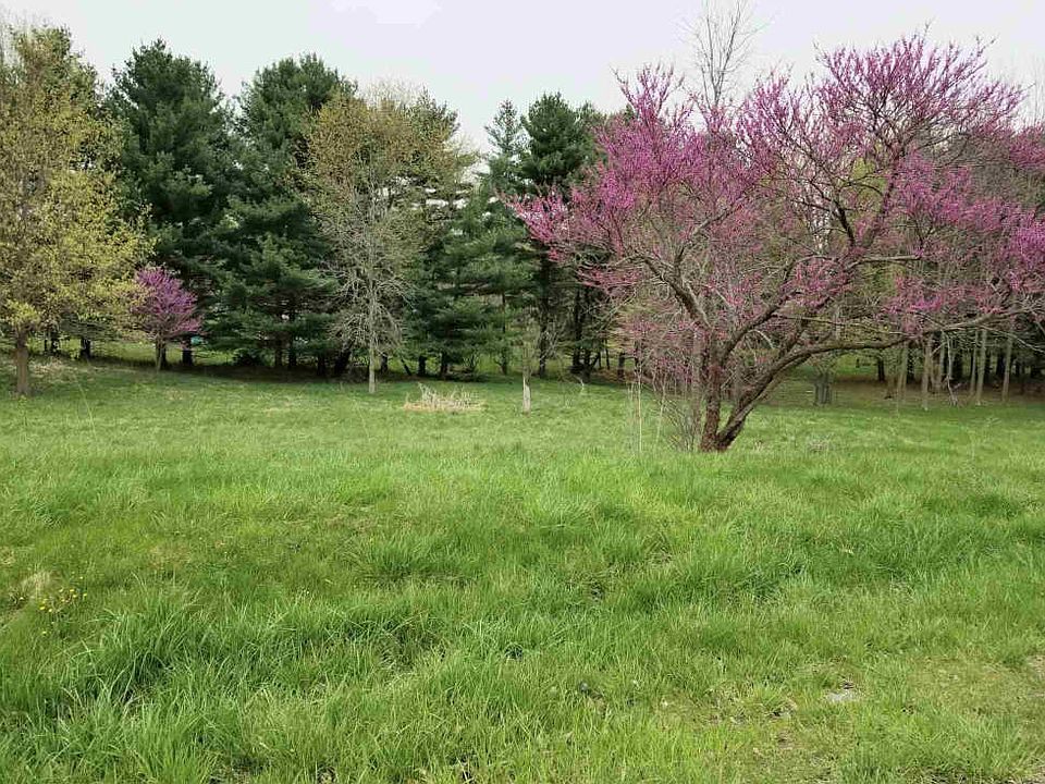 2nd image of 2914 State Road 225 E