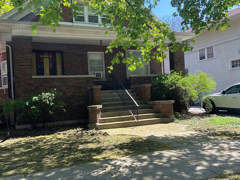 1st image of 3923 N Kildare Ave #2