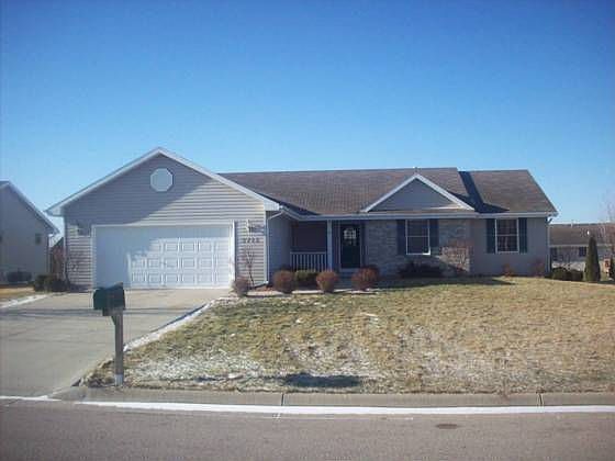 1st image of 3746 Labrador Dr