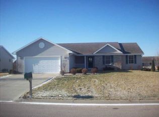 3746 Labrador Dr, Janesville, WI 53546