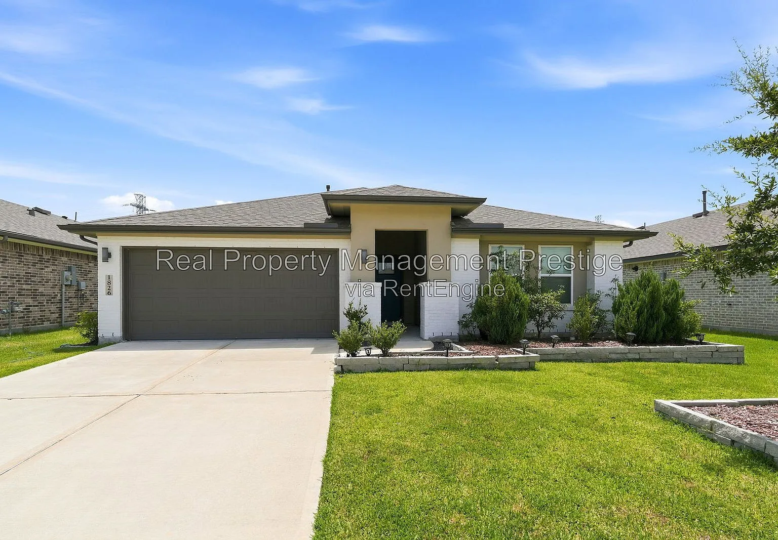 4 bed, 2.0 bath, 2031 sqft, $2,500 — Photo 1