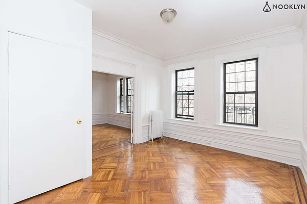 Rented by Nooklyn NYC LLC | media 70