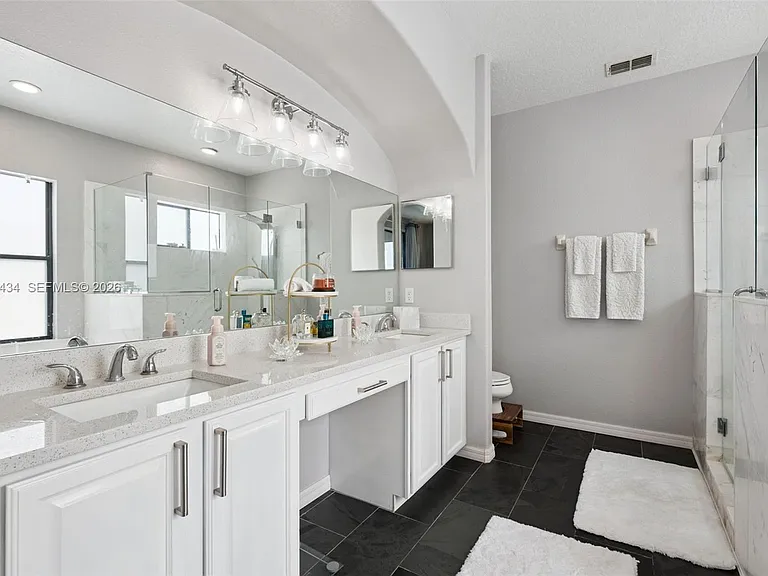 10033 Lake District Ln — Photo 25