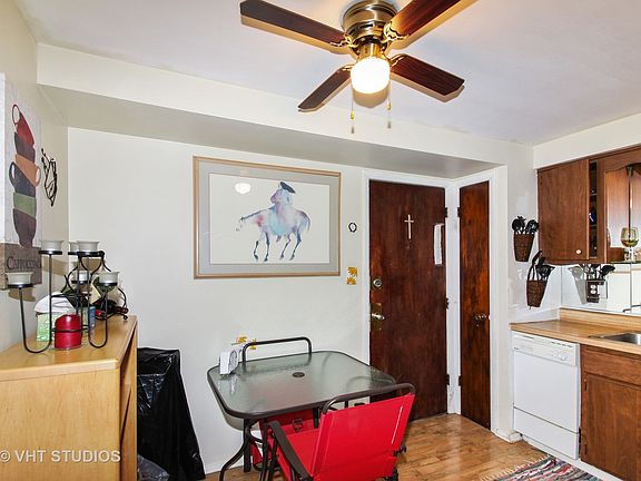5th image of 1320 Lore Ln APT 206