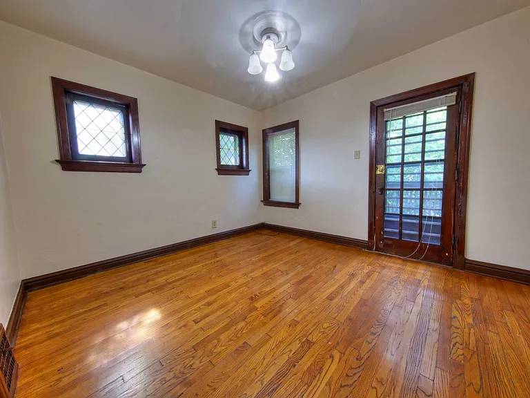 3726 Keokuk St — Photo 11