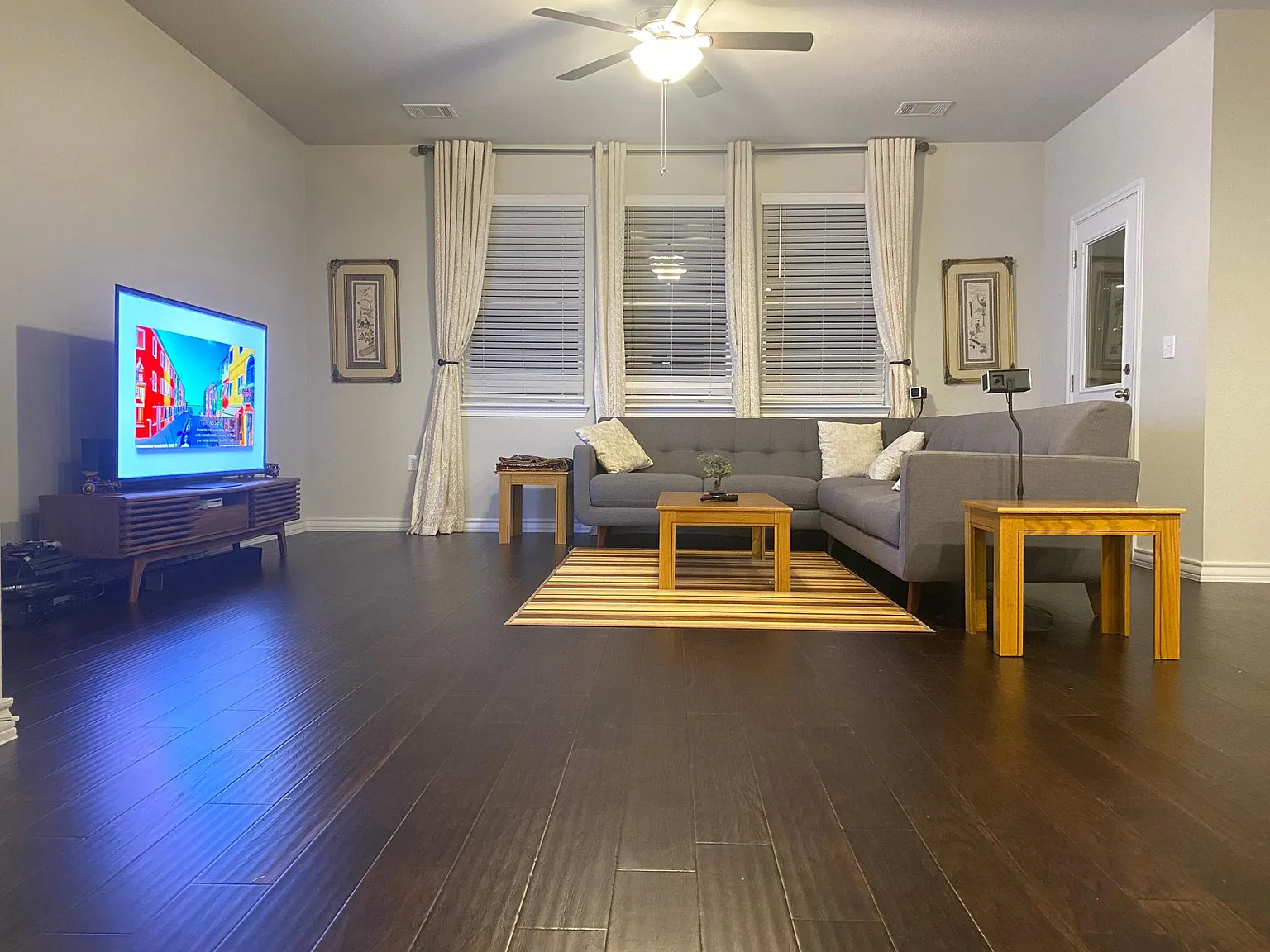 4 bed, 2.5 bath, 2144 sqft, $2,500 — Photo 3