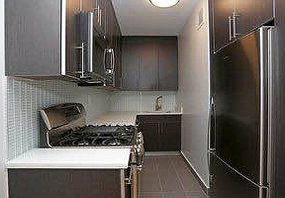 5th image of 425 W 53rd St APT 405