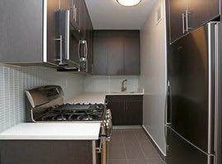 424 W 53rd St #10B, New York, NY 10019