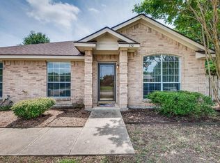 750 Hill Meadow Dr, Midlothian, TX 76065