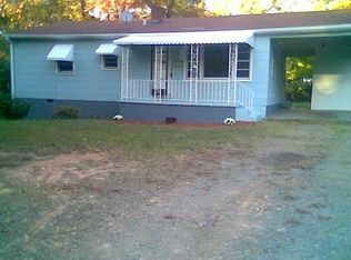 1143 N Wooded Ave, Winston Salem, NC 27105