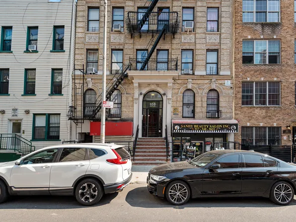 108 Seigel Street image 2 of 12