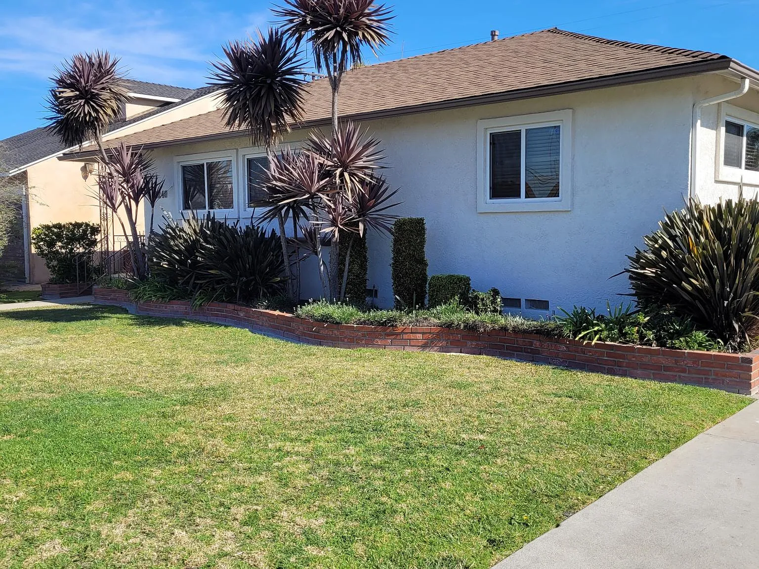3 bed, 1734 sqft, $3,900 — Photo 2