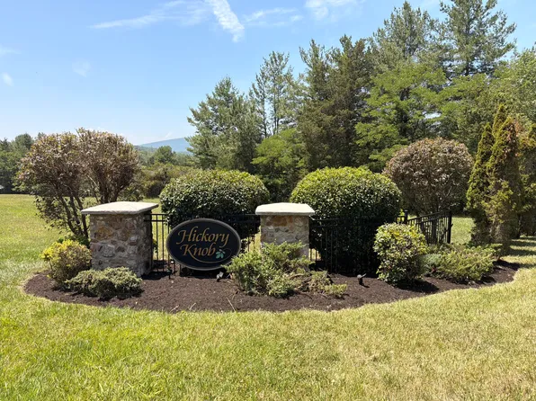 3741 Knob Creek Trl, Elliston, VA 24087