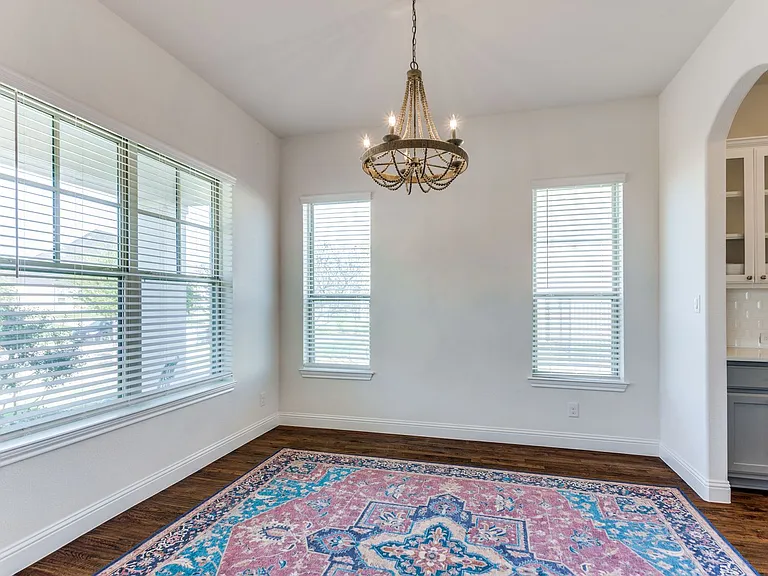 861 Highlands Ave — Photo 8