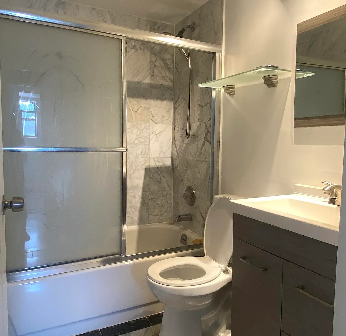 2 bed, 871 sqft, $2,750 — Photo 3