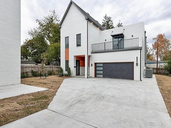 4th image of 1318 NW 15th St #1