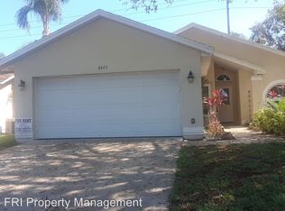 8645 Huntfield St, Tampa, FL 33635