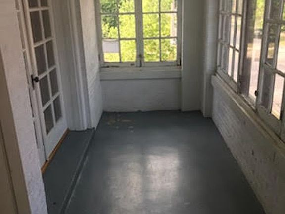 3rd image of 2537-41 N Farwell Ave APT D