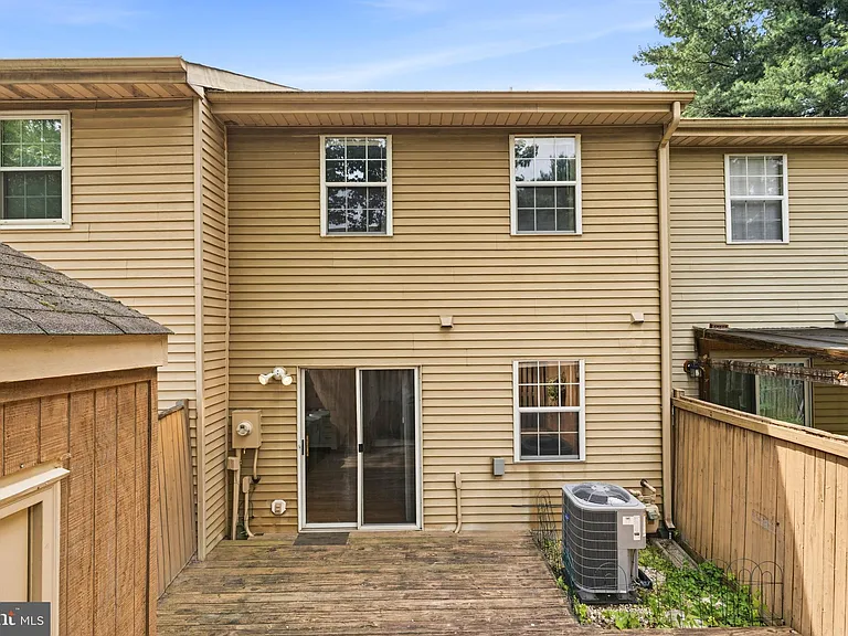 15711 Ambiance Dr — Photo 29