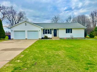 2016 Felix Pl, Plymouth, IN 46563