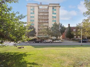 276 Prospect St APT 3H, East Orange, NJ 07017