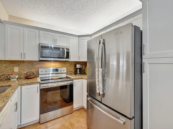 10690 NW 14th Street #124, Plantation, FL 33322