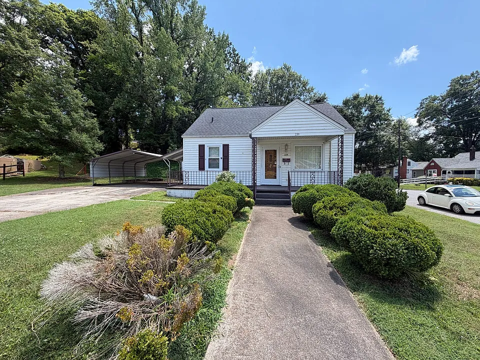 239 Motley Ave