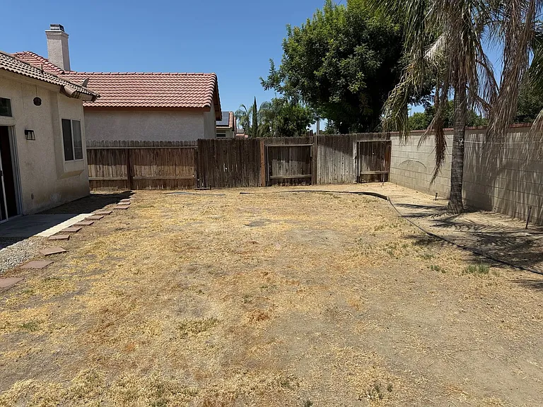 10612 Tivoli Ct — Photo 17