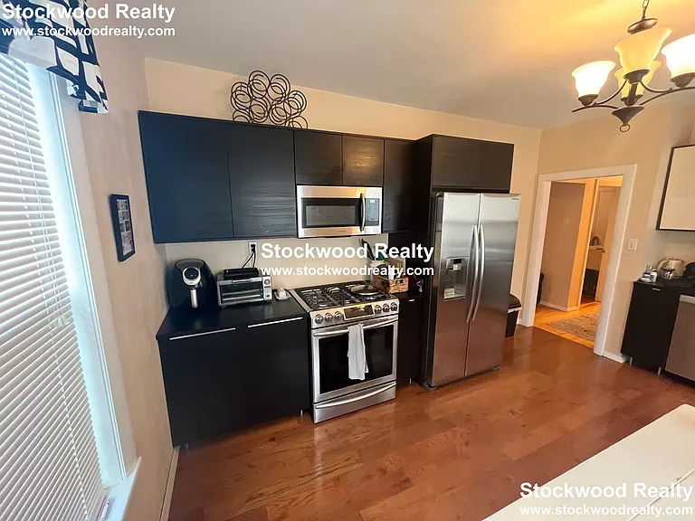 41 Howell St #2 — Photo 2