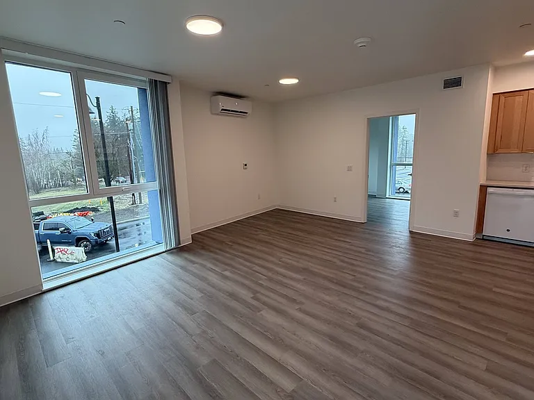 Dolores Apartments — Photo 15