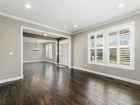 4th image of 8087 Wildflower Dr