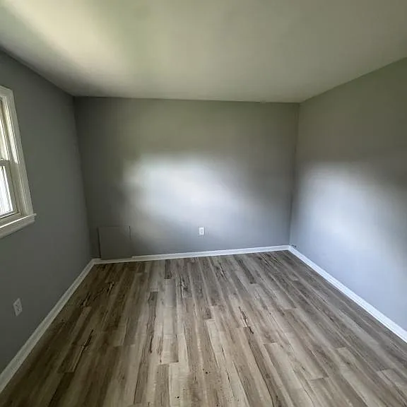 2085 Cosmos Dr — Photo 3