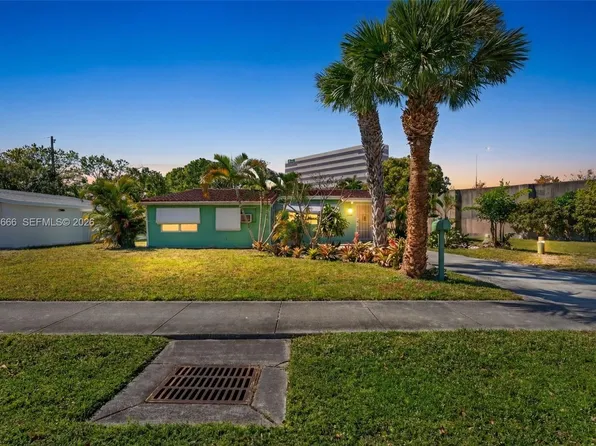 5931 NE 1st Ave, Oakland Park, FL 33334