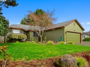 18888 Highland Dr, Oregon City, OR 97045