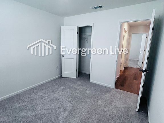 5th image of 235 Bay Springs Blvd