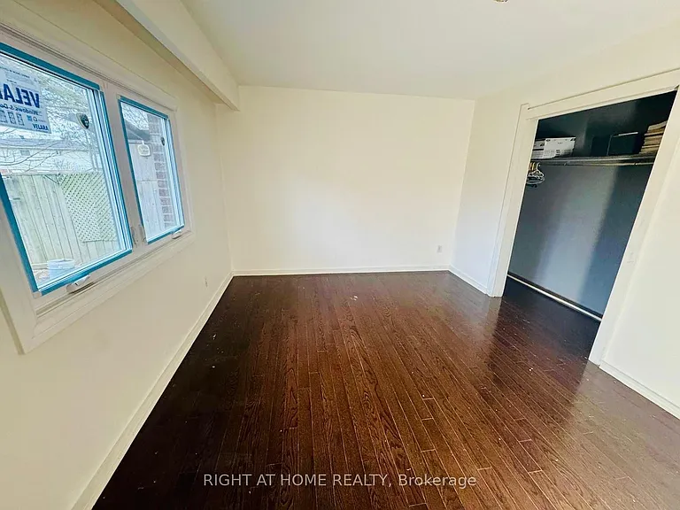 9 Tilley Dr — Photo 7