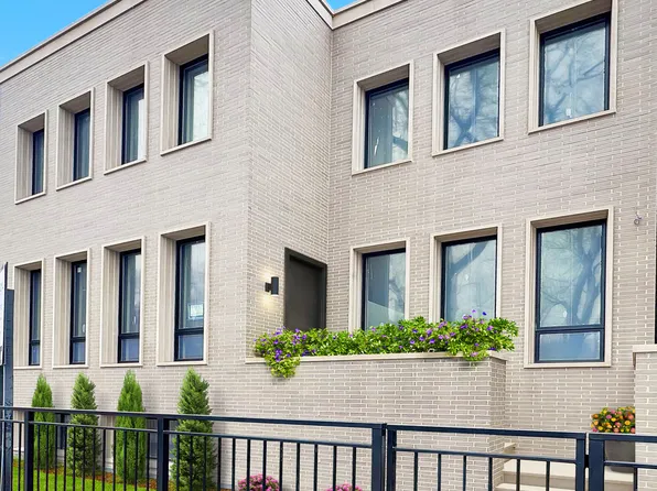 2036 W Dickens Ave, Chicago, IL 60647
