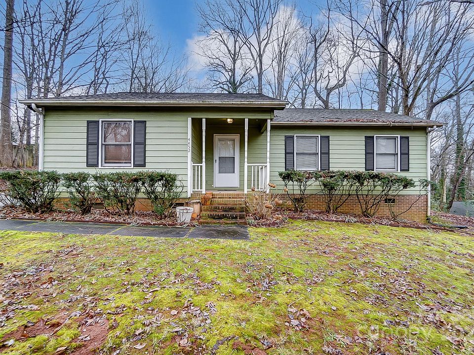 1st image of 4452 Huntington Dr