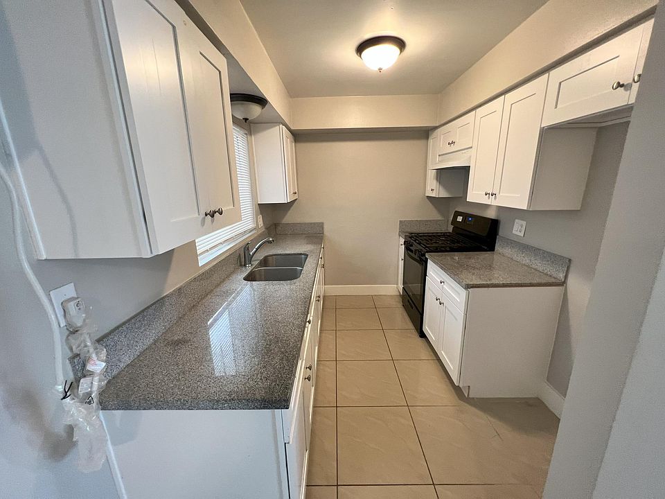 1st image of 66455 5th St #3